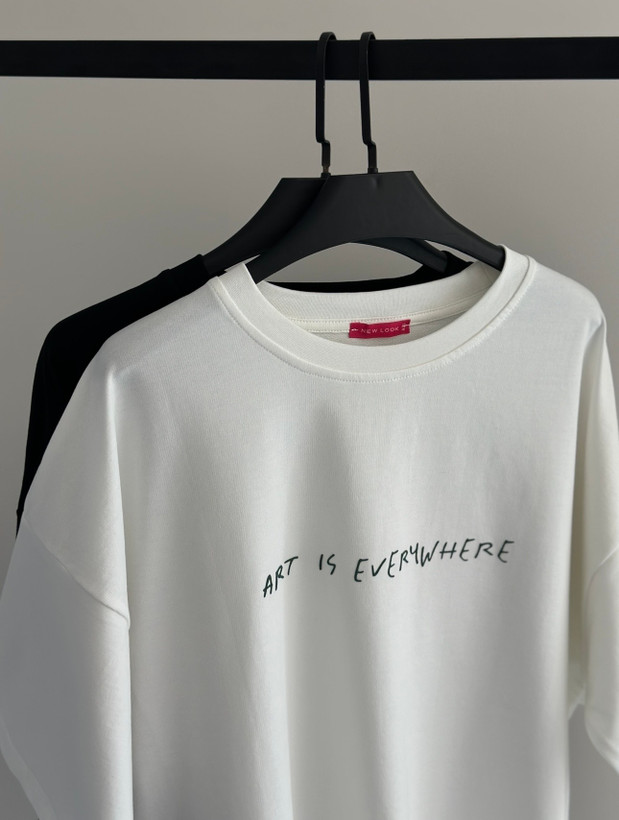 تیشرت باکسی Art is EVERYWHERE